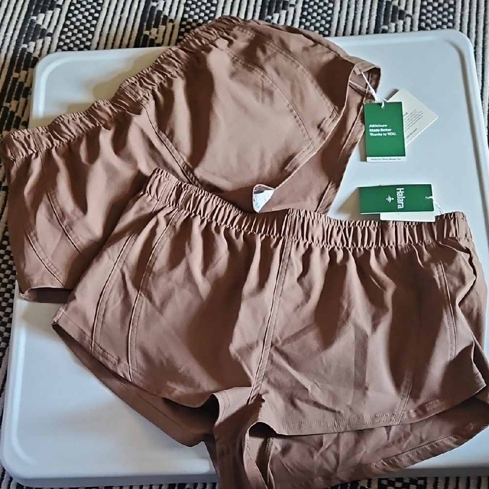 HALARA Women's Brown Shorts